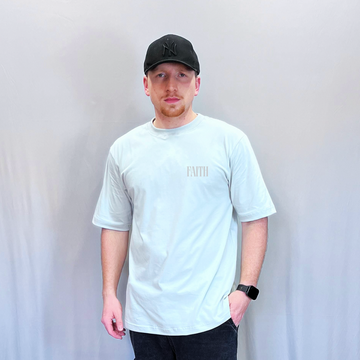 Camiseta Oversized Faith
