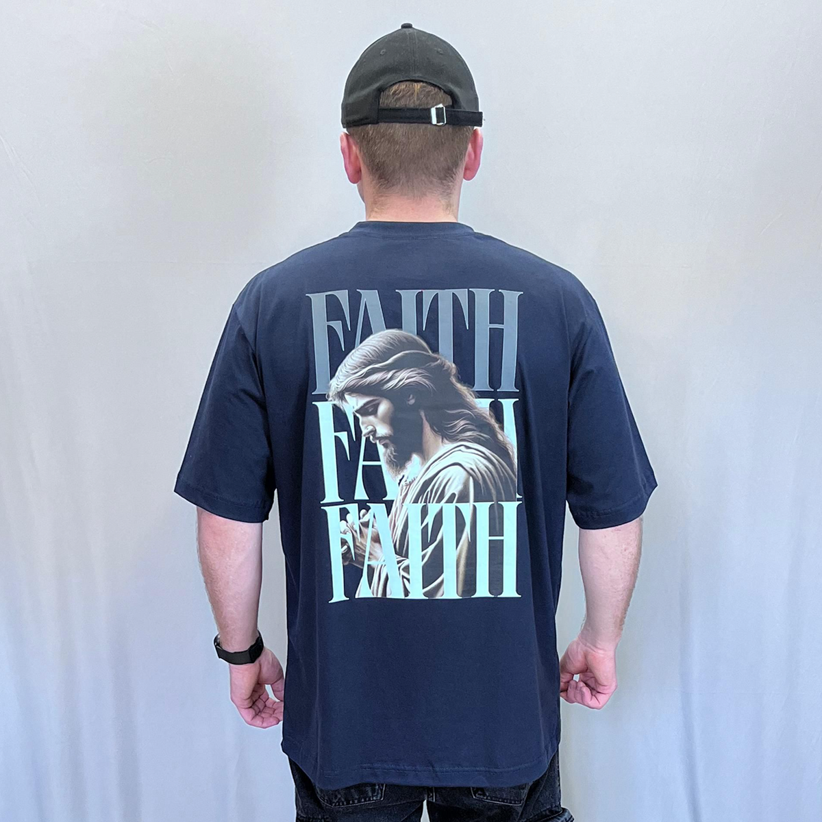 Camiseta Oversized Back Faith